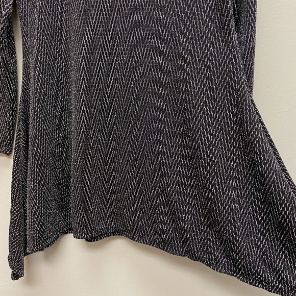Grace Elements Metallic Slinky Tunic Top Sz Medium Black Silver Sharkbite Dressy - Picture 5 of 8